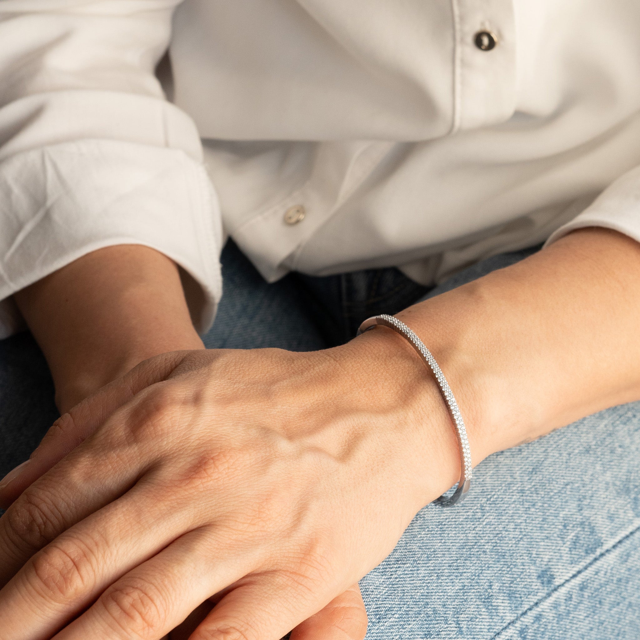 Escrava em Prata com Zircônias