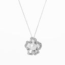 Medalha/Alfinete em Prata com Zircónias e Pérola