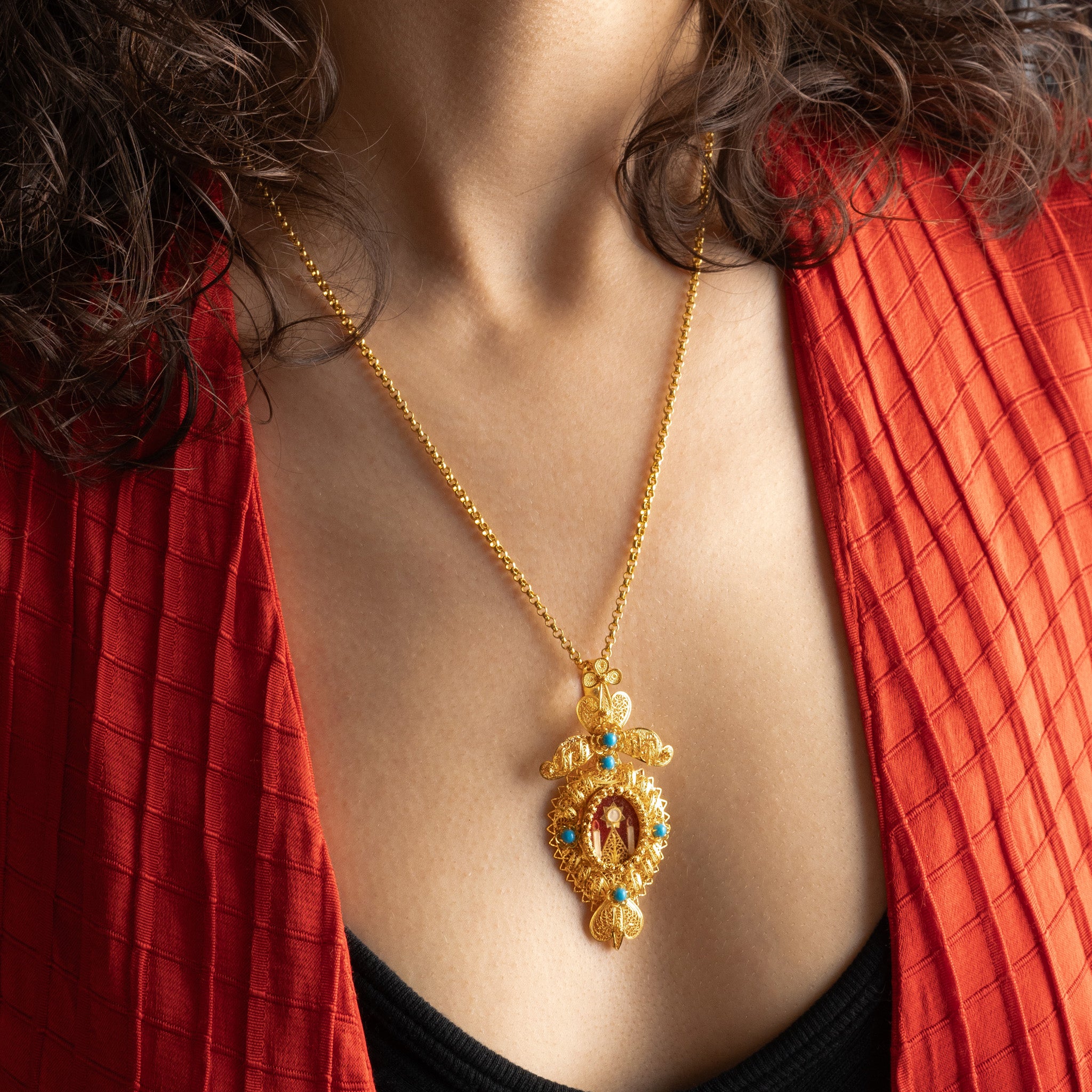 Medalha Ouro 19,2kts Filigrana - Relicário