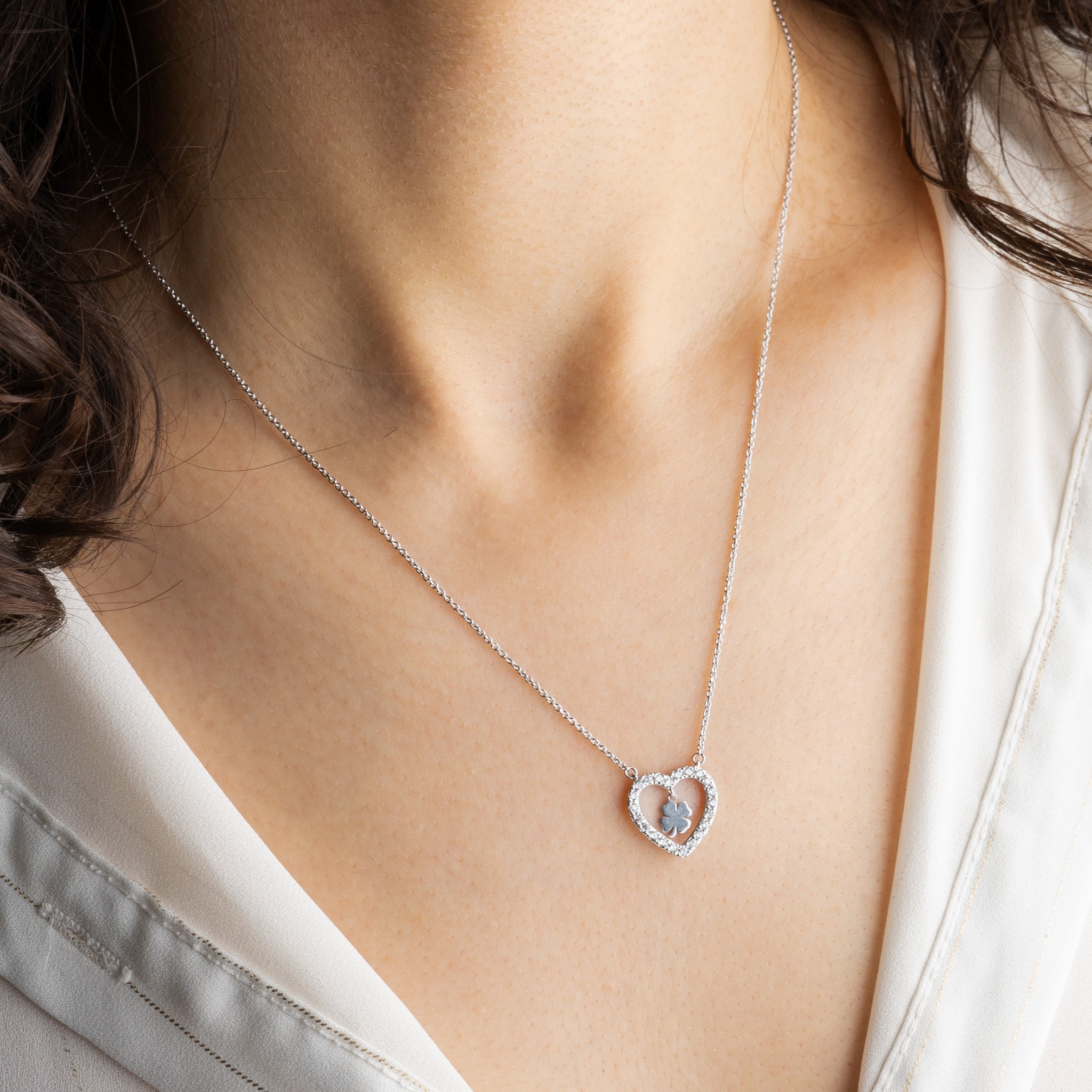 Colar Prata com Zircônias - Trevo