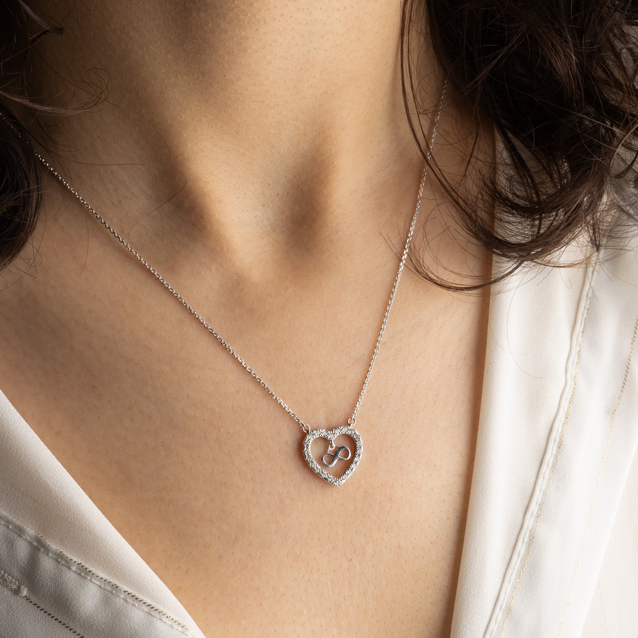 Colar Prata Com Zircônias - Infinito