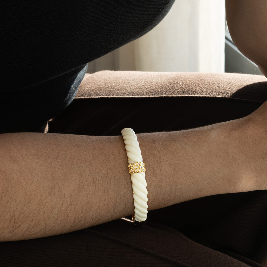 Escrava Latão Dourado com Zircônias - COLEÇÃO BRASS