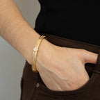 Escrava Latão Dourado com Zircônias - COLEÇÃO BRASS