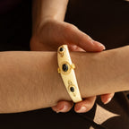 Escrava Latão Dourado com Zircônias - COLEÇÃO BRASS