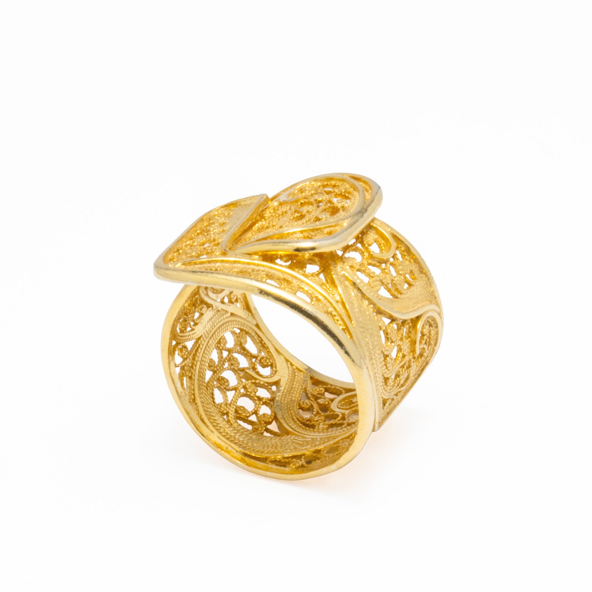 Anel Prata Dourada em Filigrana