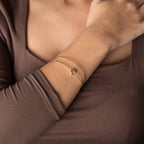 Pulseira Elegância Dourada - COLEÇÃO ESSÊNCIA